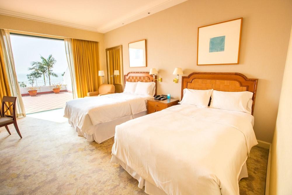 Grand Coloane Resort Makao Dış mekan fotoğraf A guest room at the Four Seasons Hotel, San Francisco