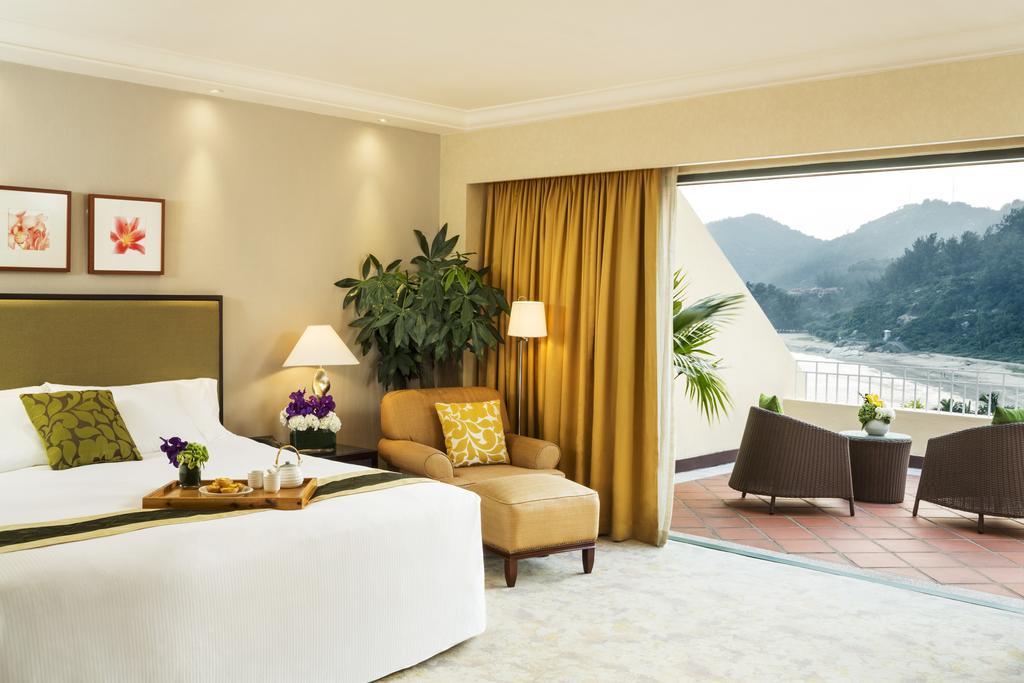 Grand Coloane Resort Makao Dış mekan fotoğraf A room at The Oberoi, Rishikesh